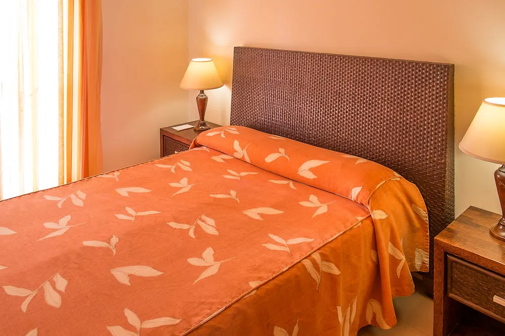 Hotel Toboso Apar - Turis Nerja 3*,