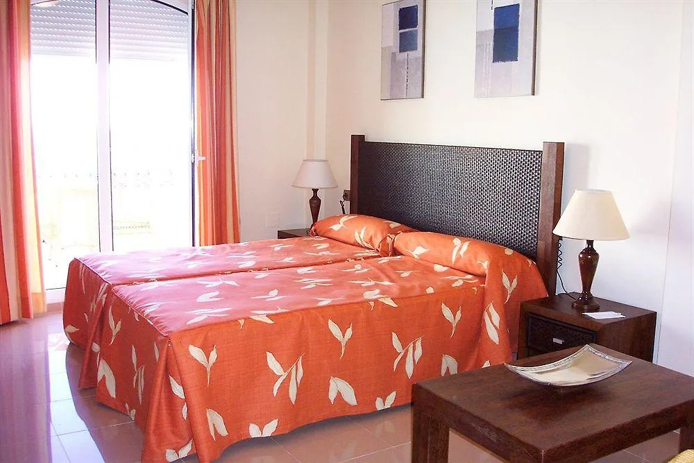 Toboso Apar - Turis Hotel Nerja