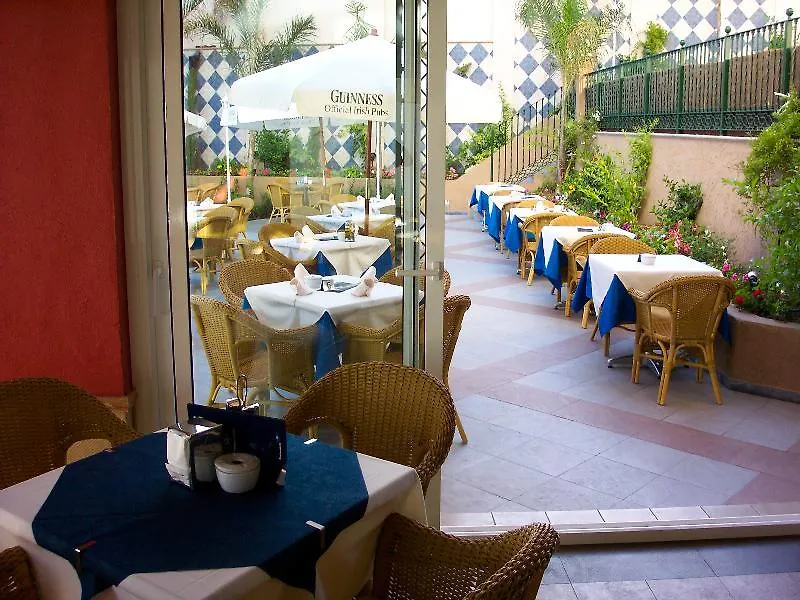 Toboso Apar - Turis Hotel Nerja