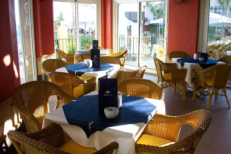 Toboso Apar - Turis Hotel Nerja