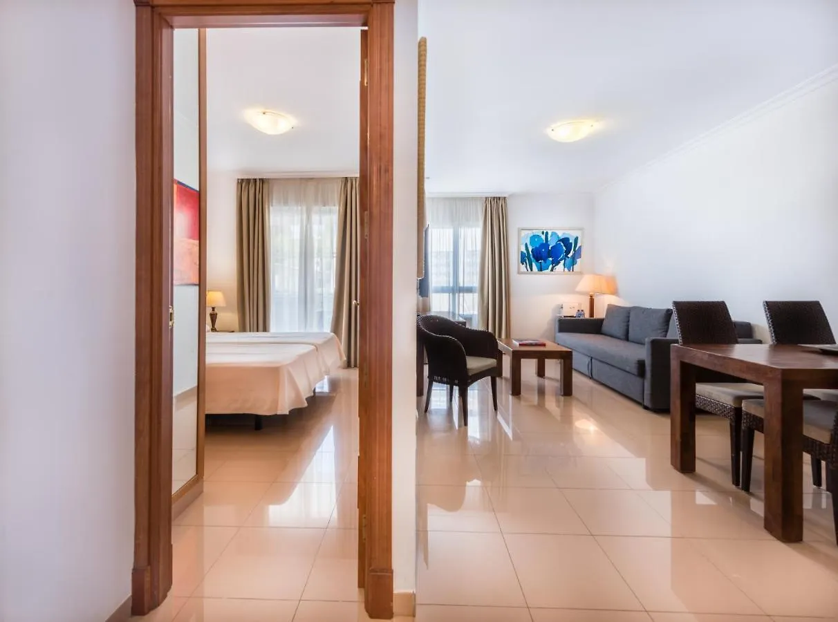 Toboso Apar - Turis Hotel Nerja