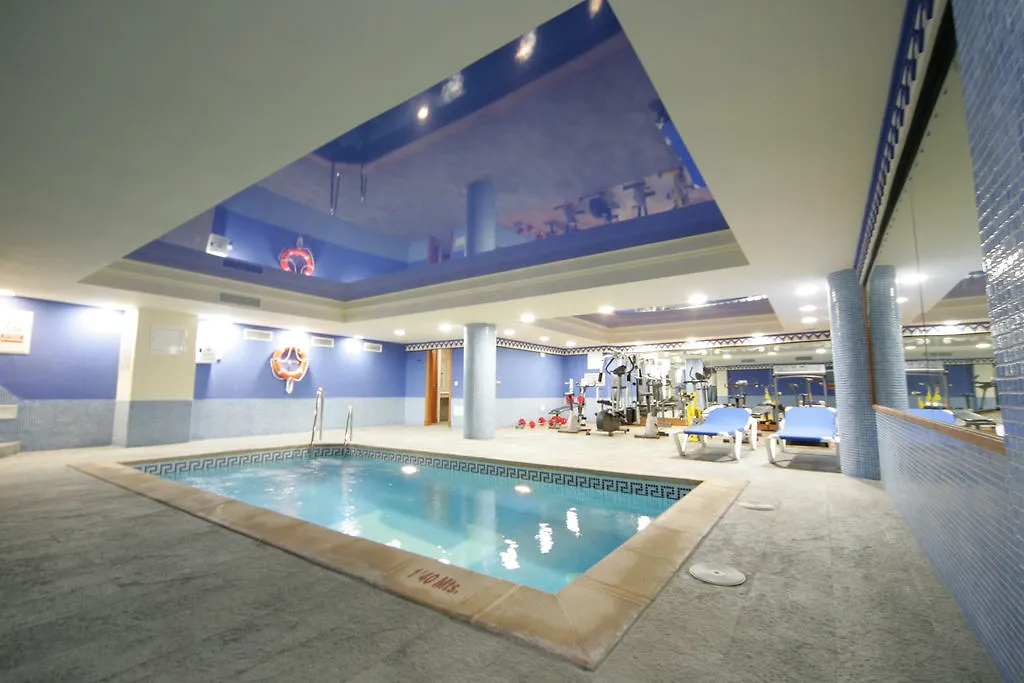 Toboso Apar - Turis Hotel Nerja 3*,  Spanyolország