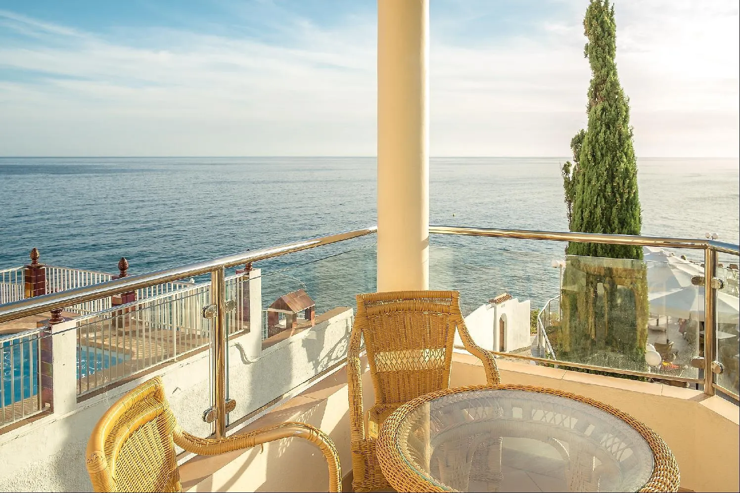 Toboso Apar - Turis Hotel Nerja